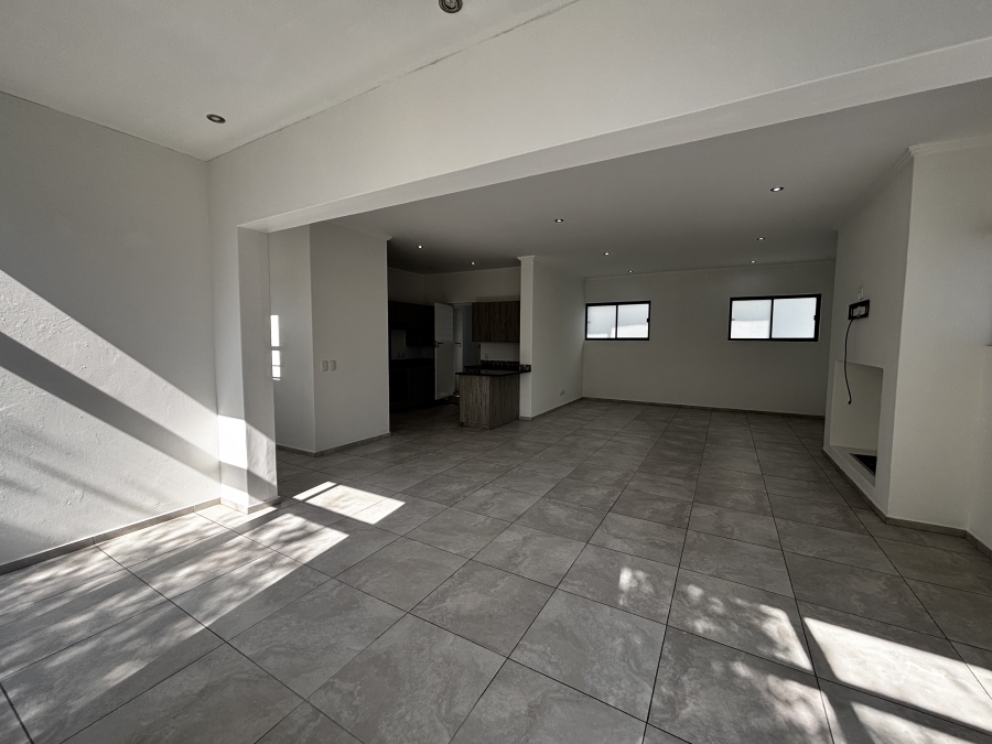 3 Bedroom Property for Sale in Edenburg Gauteng