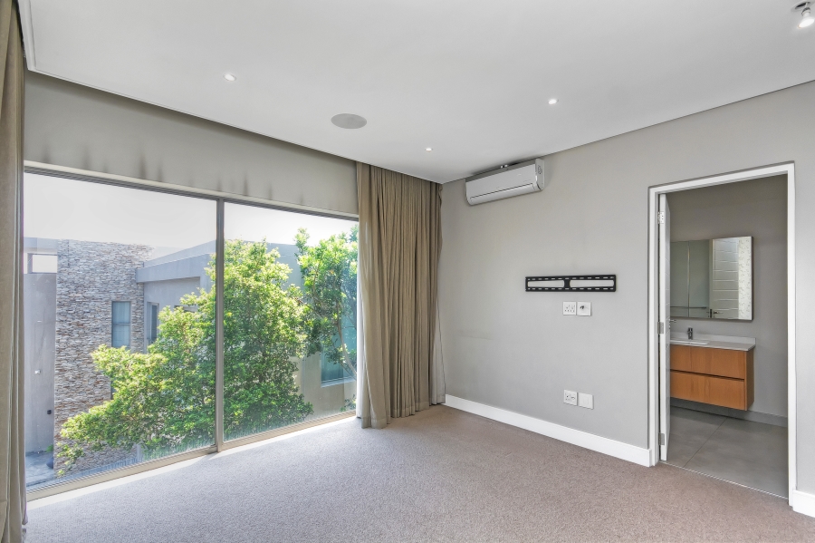 4 Bedroom Property for Sale in Morningside Gauteng