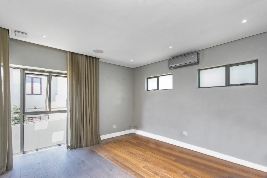 4 Bedroom Property for Sale in Morningside Gauteng