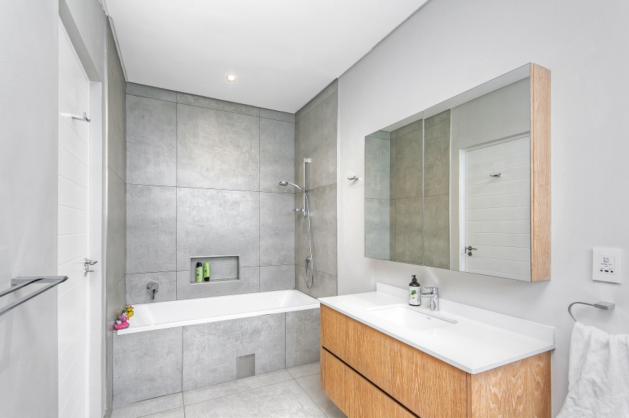 4 Bedroom Property for Sale in Morningside Gauteng