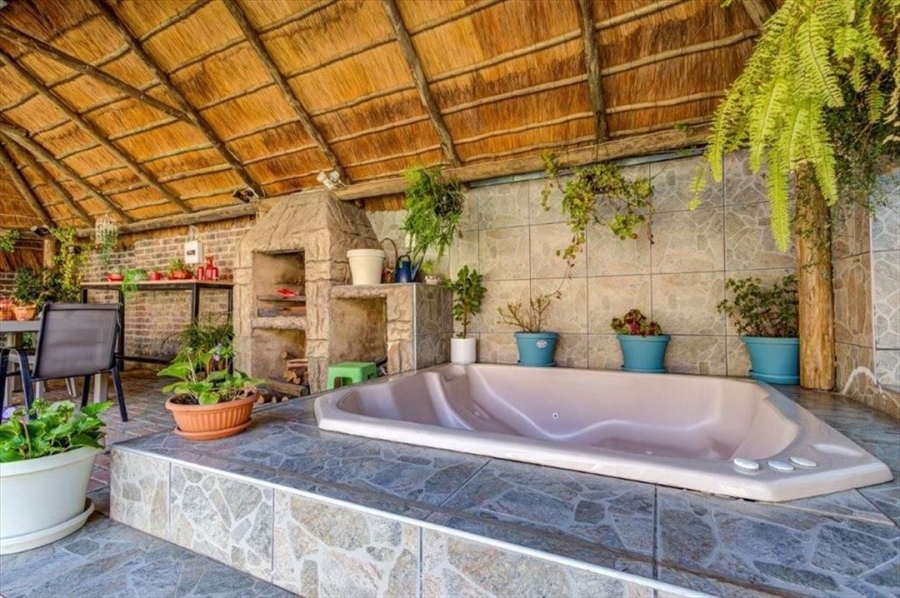 3 Bedroom Property for Sale in Edleen Gauteng