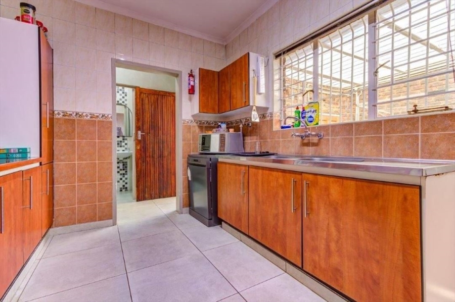 3 Bedroom Property for Sale in Edleen Gauteng