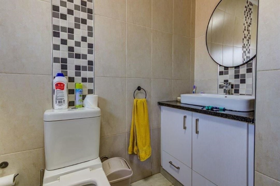 3 Bedroom Property for Sale in Edleen Gauteng