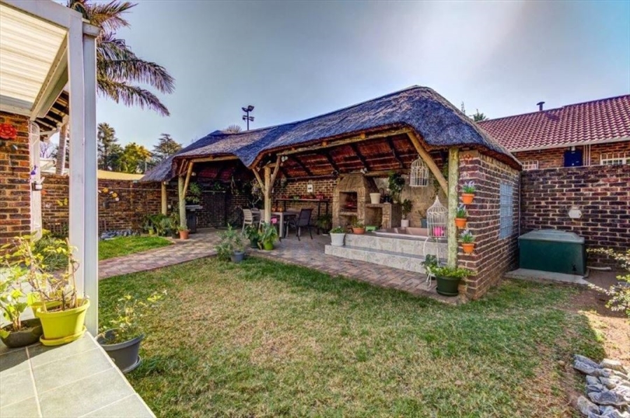 3 Bedroom Property for Sale in Edleen Gauteng