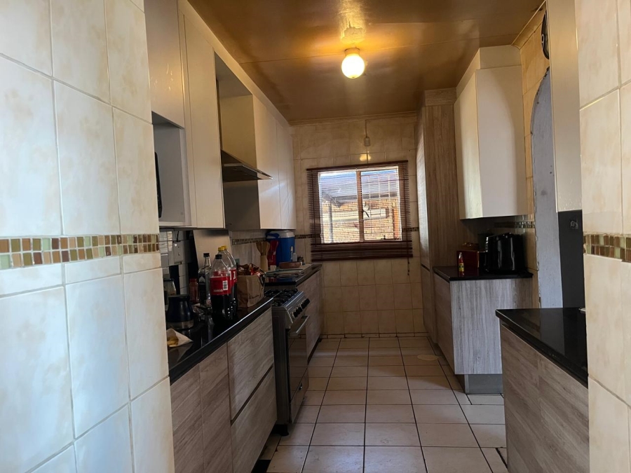 To Let 3 Bedroom Property for Rent in Norkem Park Gauteng
