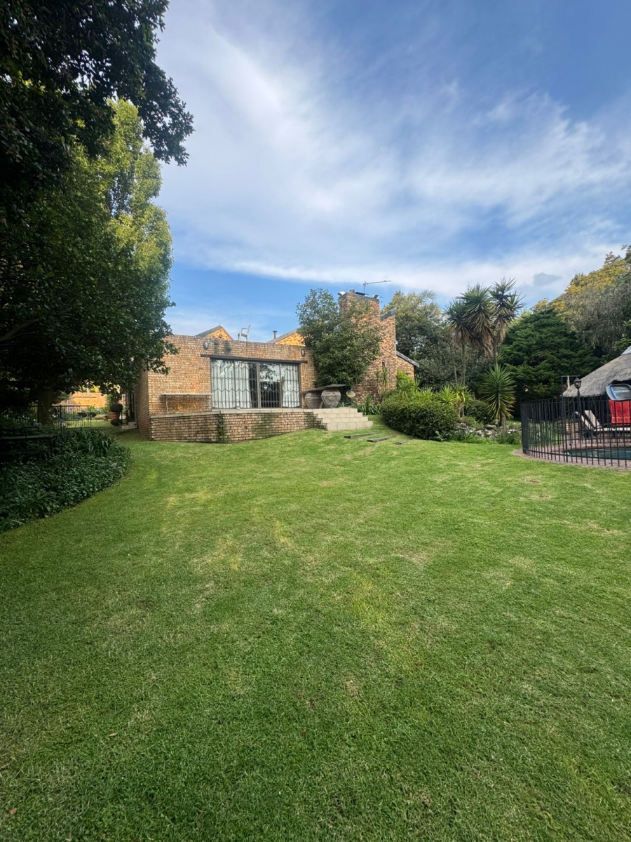 4 Bedroom Property for Sale in Wendywood Gauteng