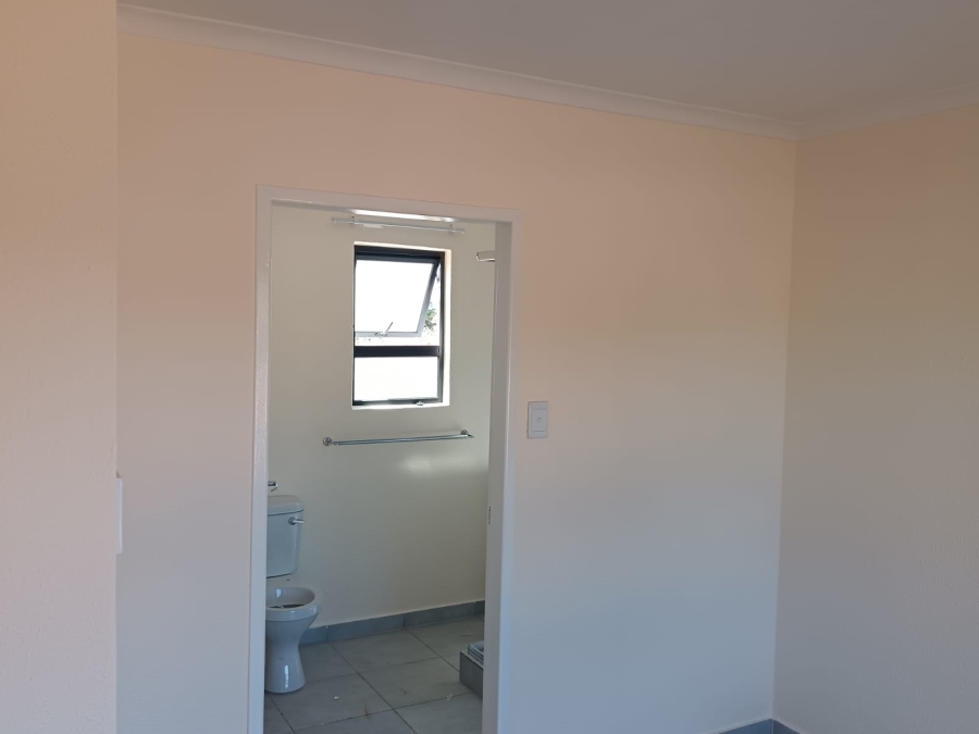 2 Bedroom Property for Sale in The Orchards Gauteng