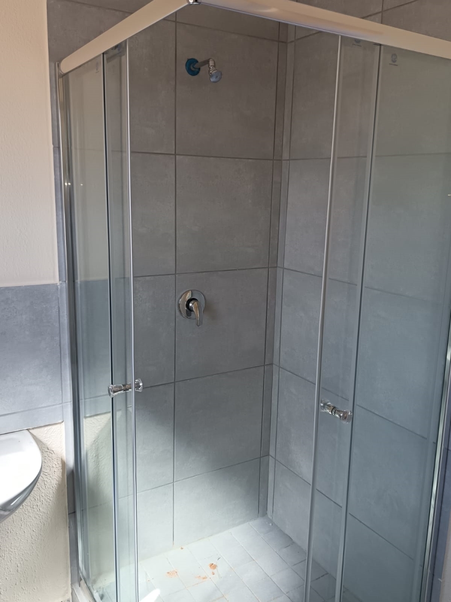 2 Bedroom Property for Sale in The Orchards Gauteng
