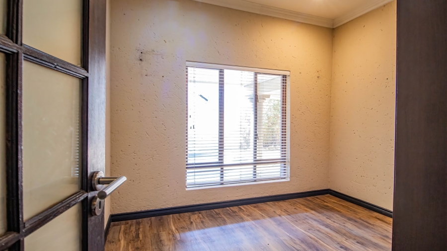 To Let 4 Bedroom Property for Rent in Irene Farm Villages Gauteng
