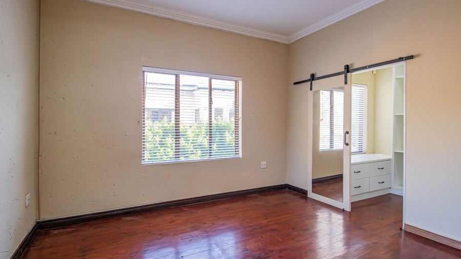 To Let 4 Bedroom Property for Rent in Irene Farm Villages Gauteng
