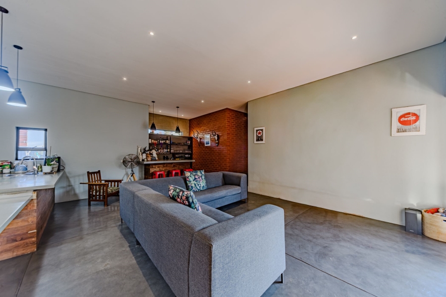 4 Bedroom Property for Sale in Lombardy Estate Gauteng
