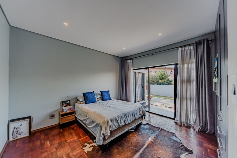 4 Bedroom Property for Sale in Lombardy Estate Gauteng