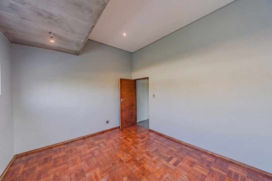4 Bedroom Property for Sale in Lombardy Estate Gauteng