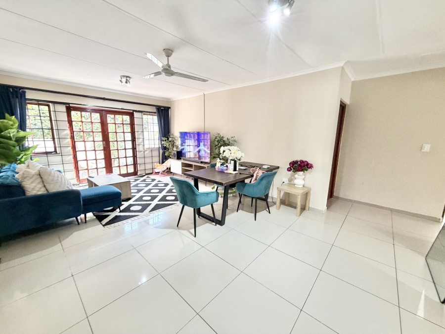 2 Bedroom Property for Sale in Halfway Gardens Gauteng