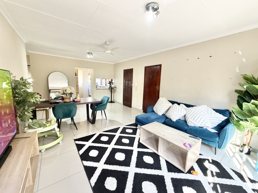 2 Bedroom Property for Sale in Halfway Gardens Gauteng