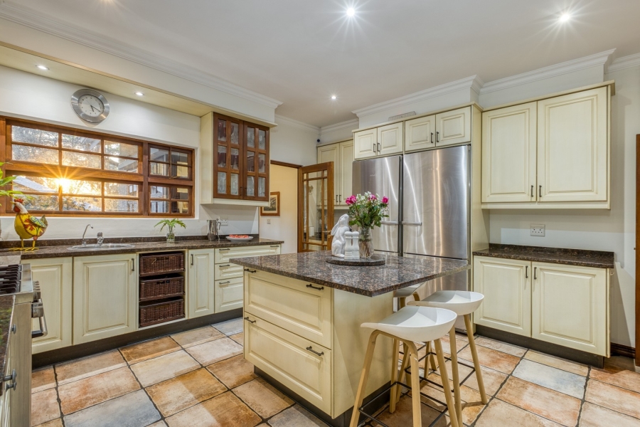 4 Bedroom Property for Sale in Sandhurst Gauteng