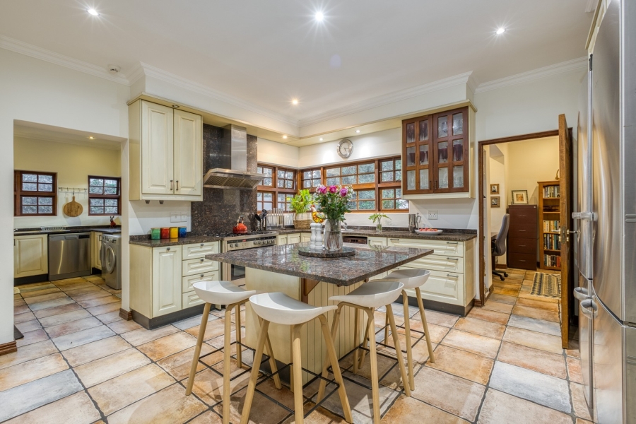 4 Bedroom Property for Sale in Sandhurst Gauteng