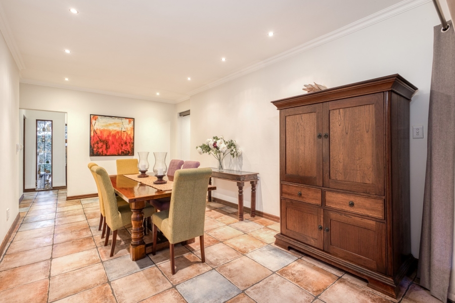 4 Bedroom Property for Sale in Sandhurst Gauteng