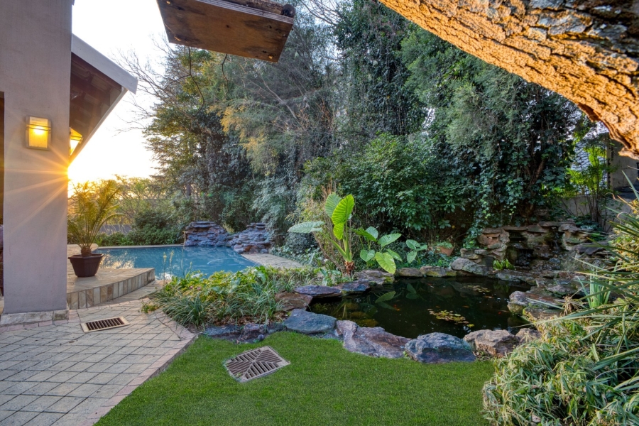 4 Bedroom Property for Sale in Sandhurst Gauteng