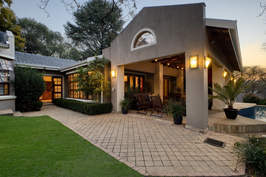 4 Bedroom Property for Sale in Sandhurst Gauteng