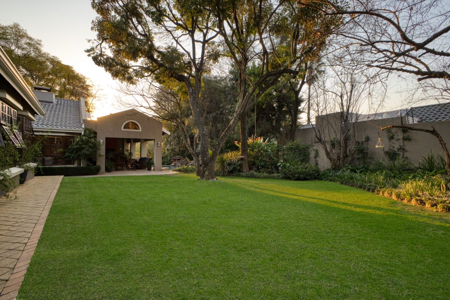 4 Bedroom Property for Sale in Sandhurst Gauteng