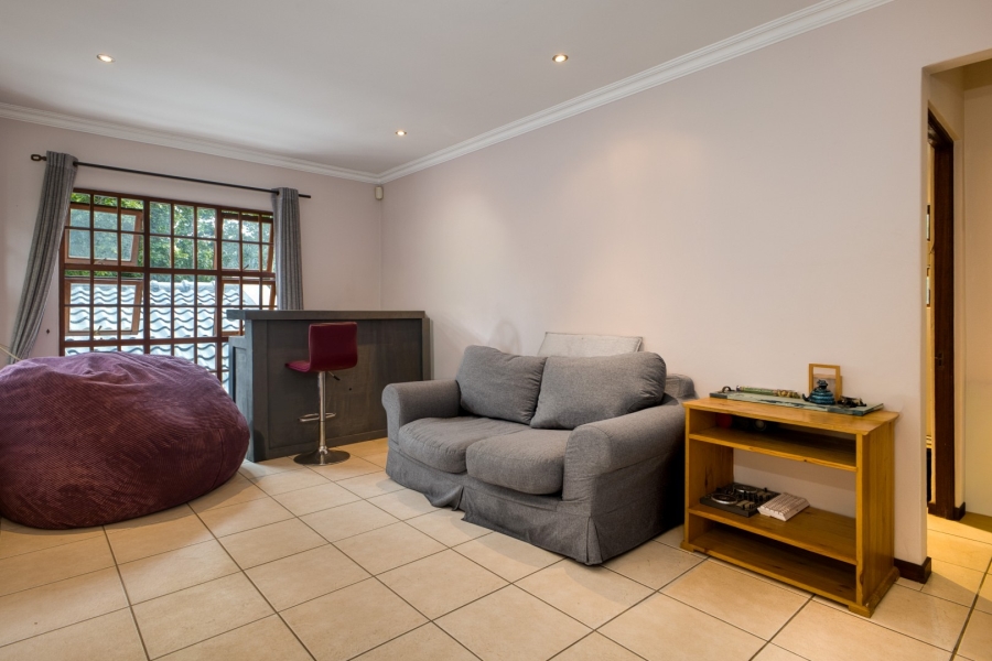 4 Bedroom Property for Sale in Sandhurst Gauteng