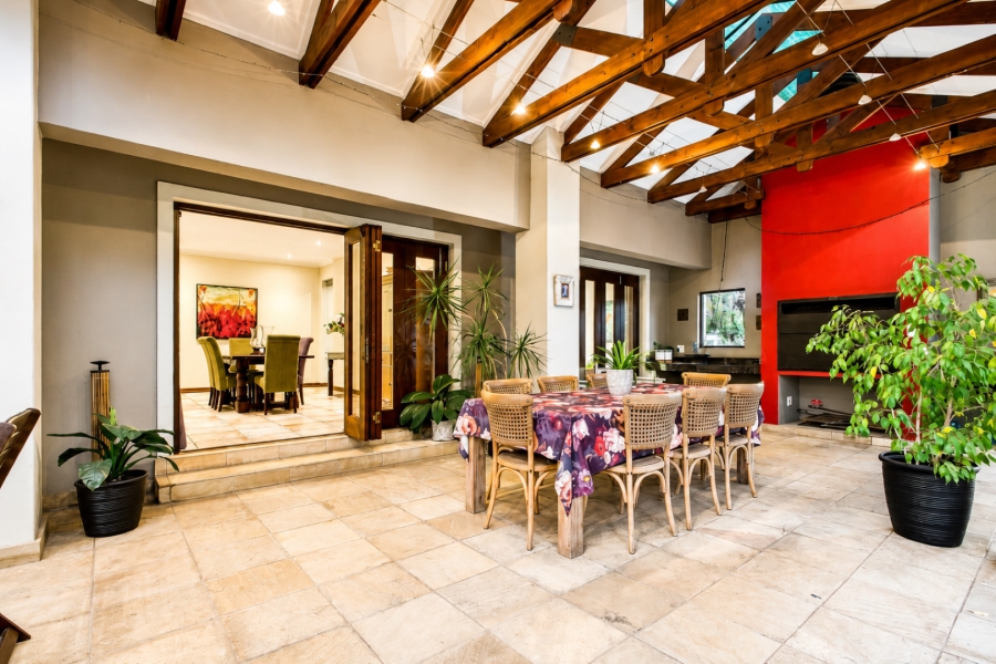 4 Bedroom Property for Sale in Sandhurst Gauteng