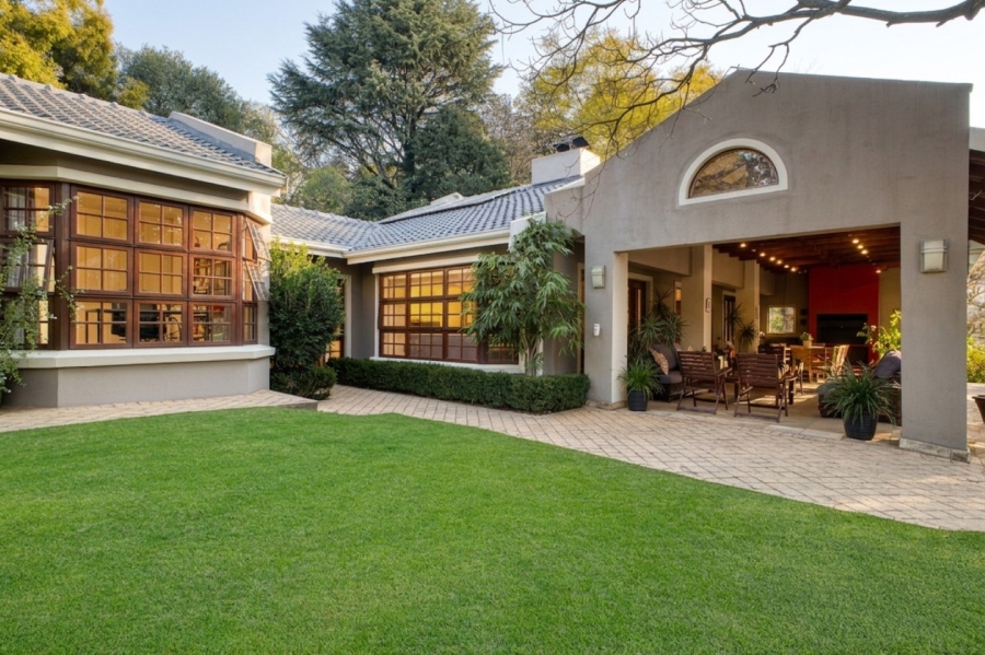 4 Bedroom Property for Sale in Sandhurst Gauteng