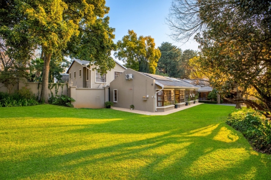 4 Bedroom Property for Sale in Sandhurst Gauteng