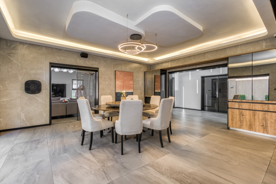5 Bedroom Property for Sale in Bryanston Gauteng