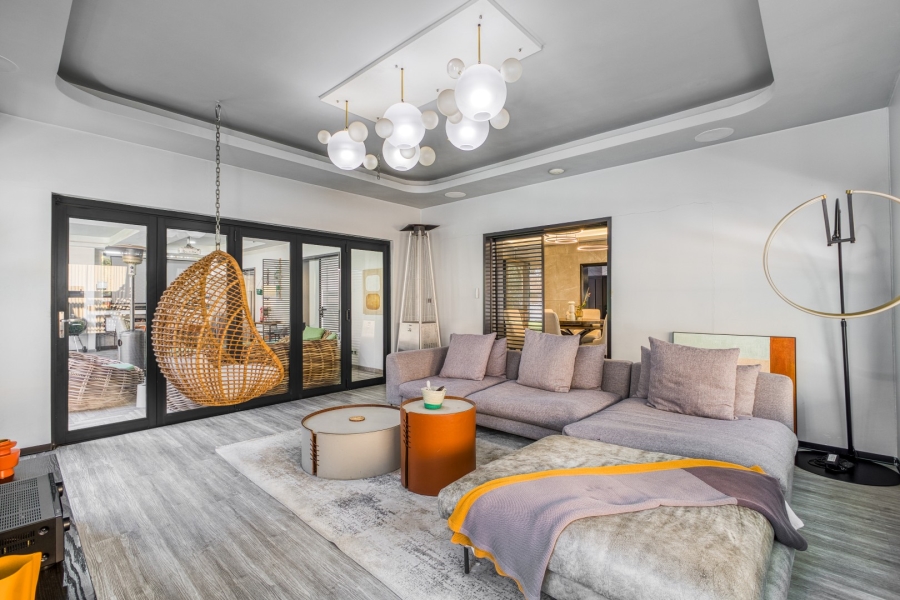 5 Bedroom Property for Sale in Bryanston Gauteng