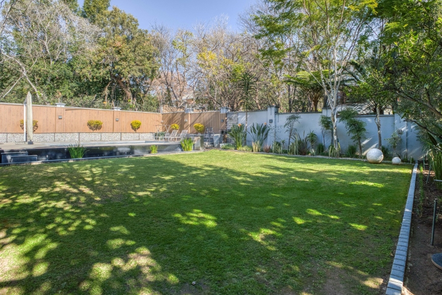 5 Bedroom Property for Sale in Bryanston Gauteng