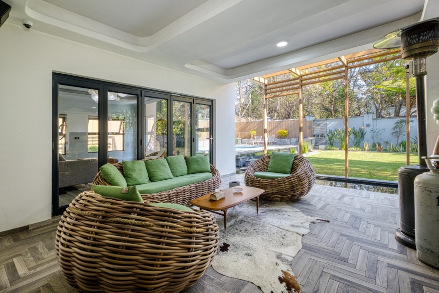 5 Bedroom Property for Sale in Bryanston Gauteng