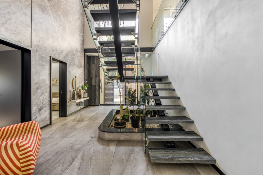 5 Bedroom Property for Sale in Bryanston Gauteng