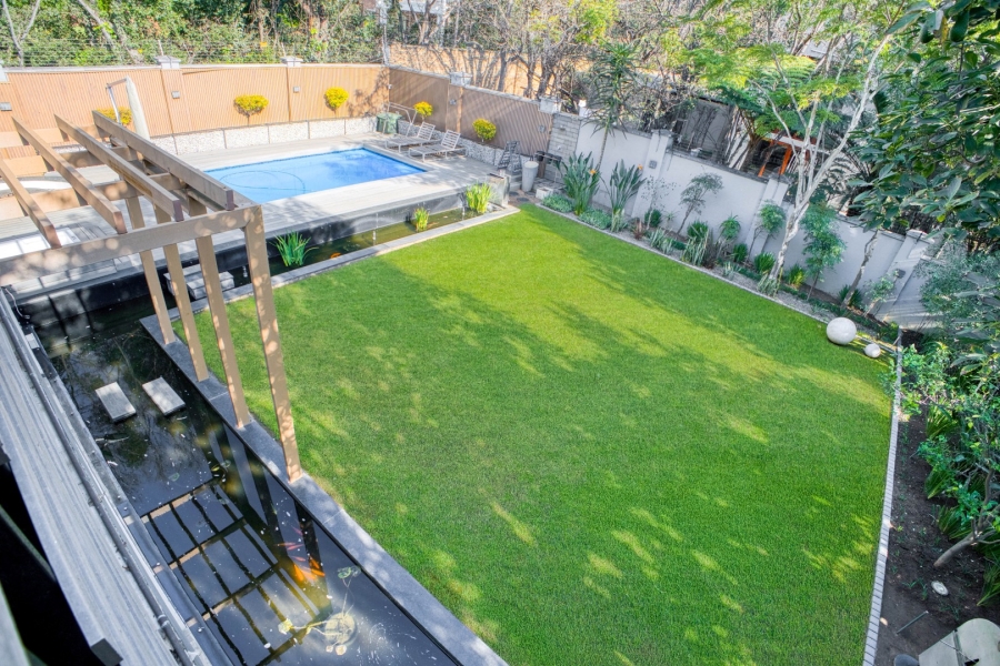 5 Bedroom Property for Sale in Bryanston Gauteng
