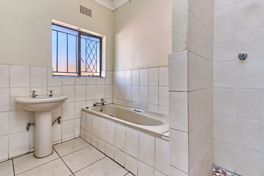 3 Bedroom Property for Sale in Lindhaven Gauteng