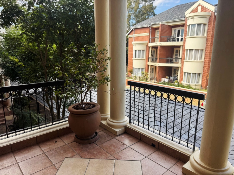To Let 2 Bedroom Property for Rent in Melrose Gauteng