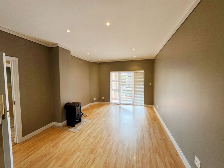 To Let 2 Bedroom Property for Rent in Melrose Gauteng
