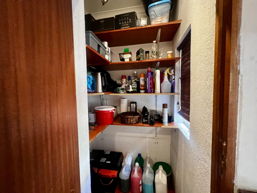 5 Bedroom Property for Sale in Paulshof Gauteng