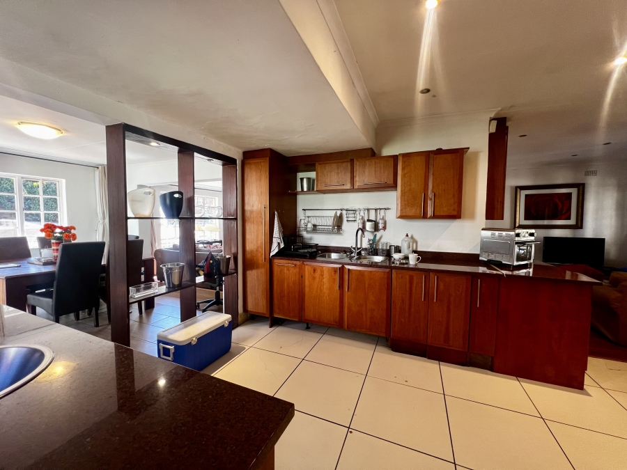 5 Bedroom Property for Sale in Paulshof Gauteng