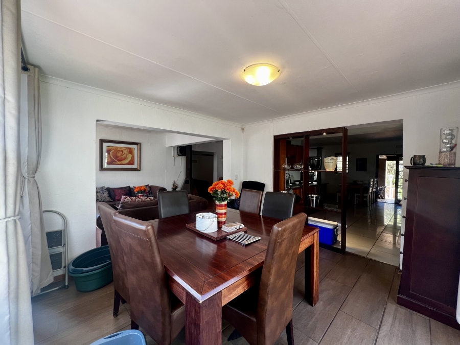 5 Bedroom Property for Sale in Paulshof Gauteng