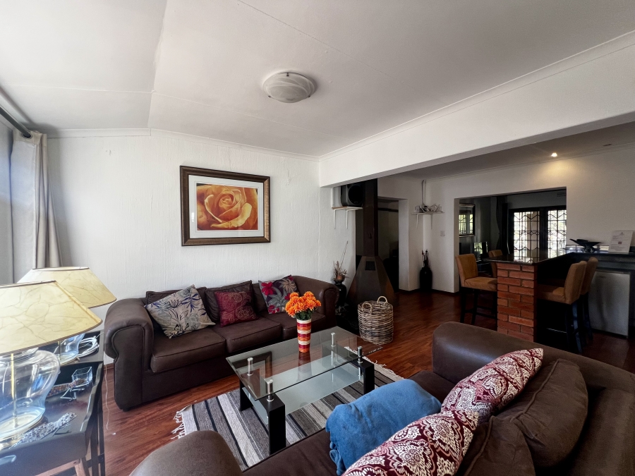 5 Bedroom Property for Sale in Paulshof Gauteng