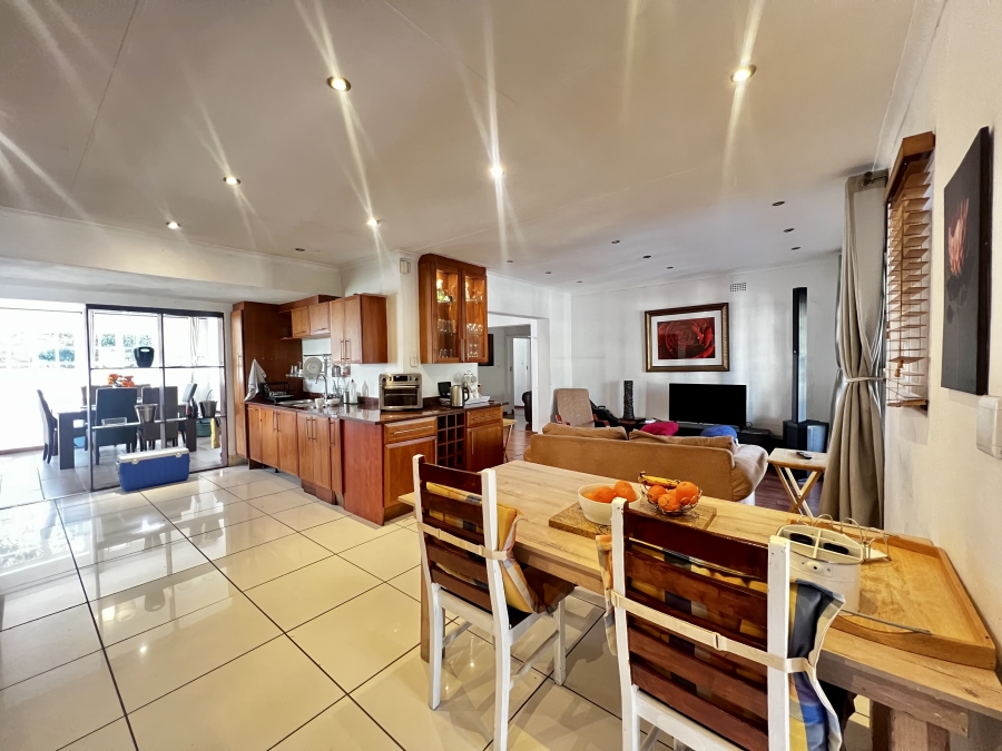 5 Bedroom Property for Sale in Paulshof Gauteng