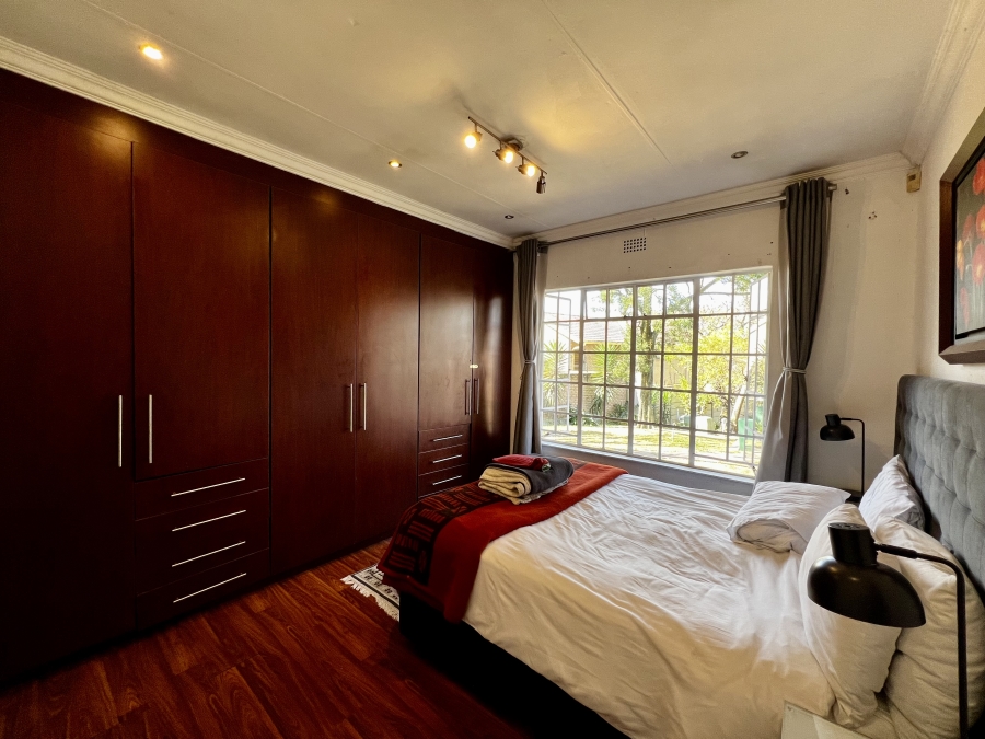 5 Bedroom Property for Sale in Paulshof Gauteng