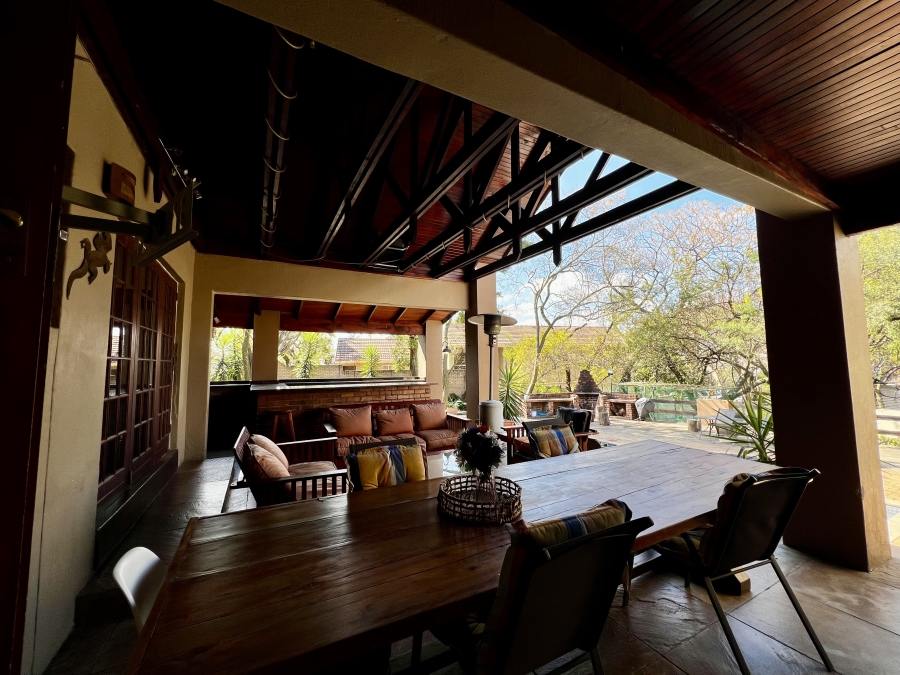 5 Bedroom Property for Sale in Paulshof Gauteng