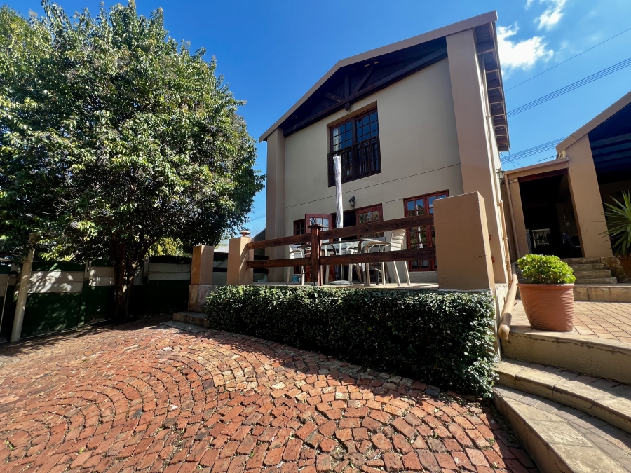 5 Bedroom Property for Sale in Paulshof Gauteng