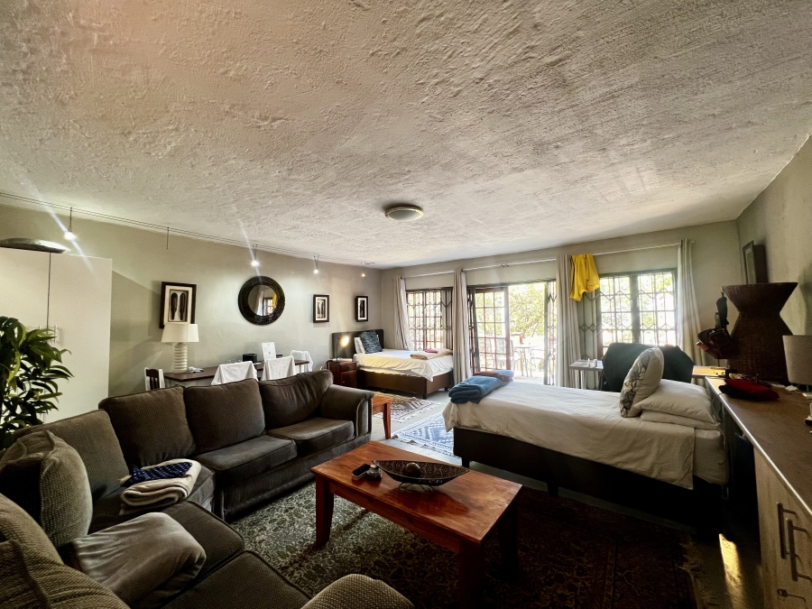 5 Bedroom Property for Sale in Paulshof Gauteng