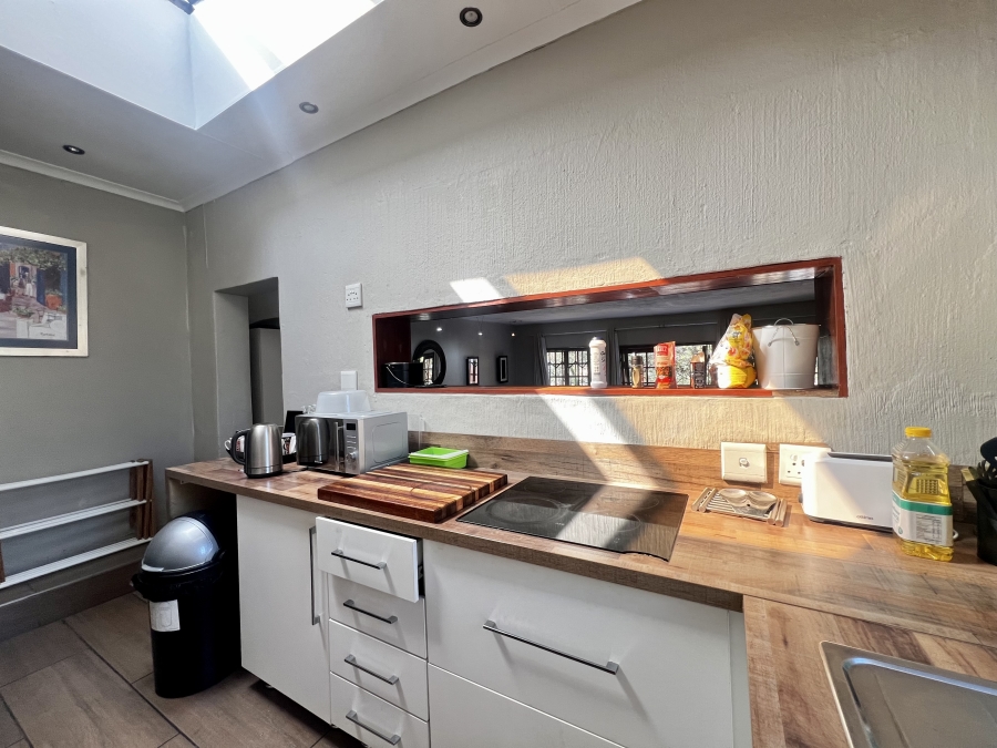 5 Bedroom Property for Sale in Paulshof Gauteng