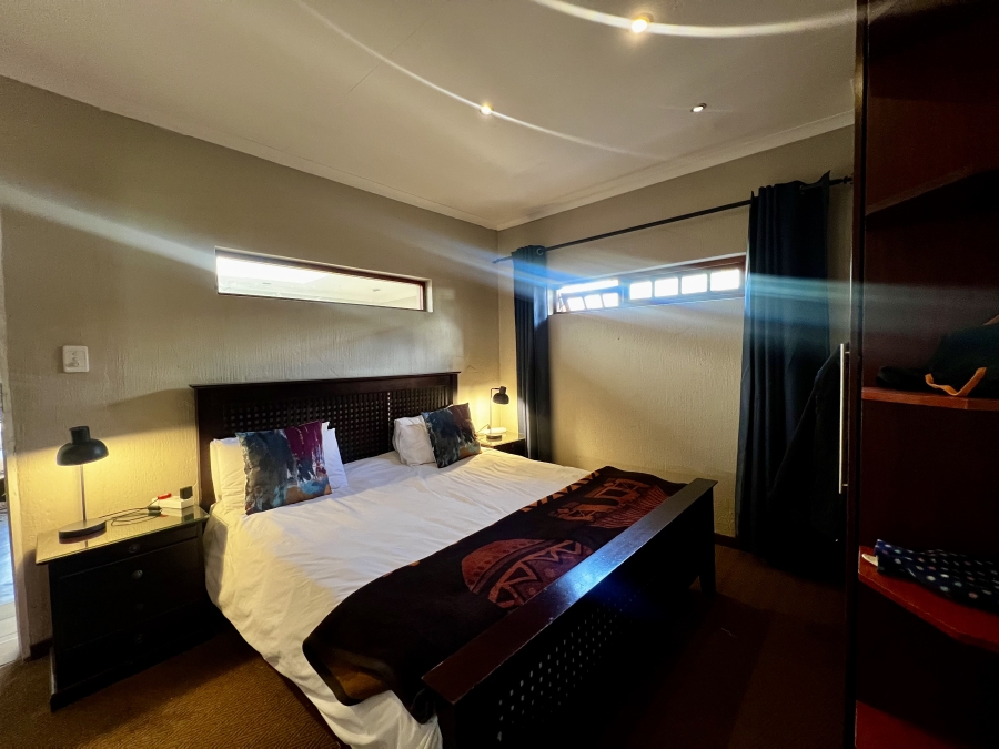5 Bedroom Property for Sale in Paulshof Gauteng