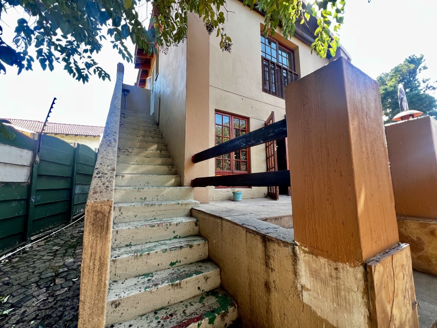5 Bedroom Property for Sale in Paulshof Gauteng